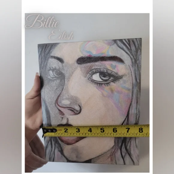 Billie Eilish - Picture 3 of 5